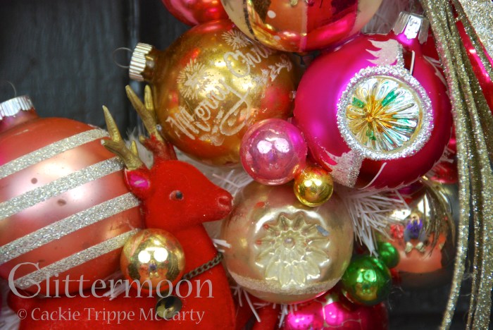 Detail of LITTLE PINKY WREATH © GLITTERMOON PRODUCTIONS LLC 6