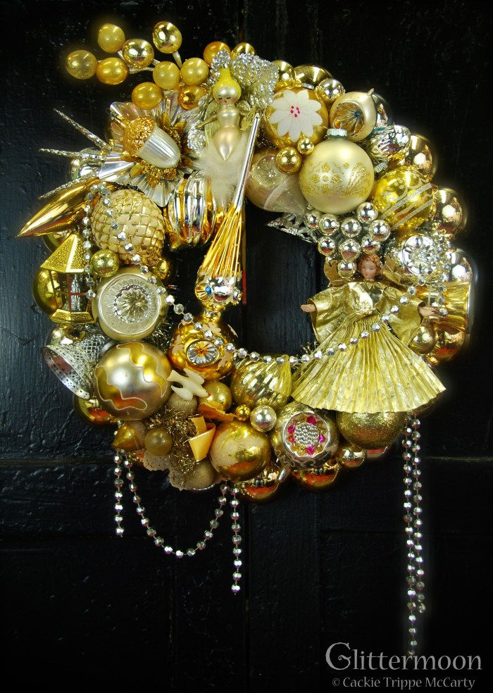 Heavenly Gold Wreath 17%22